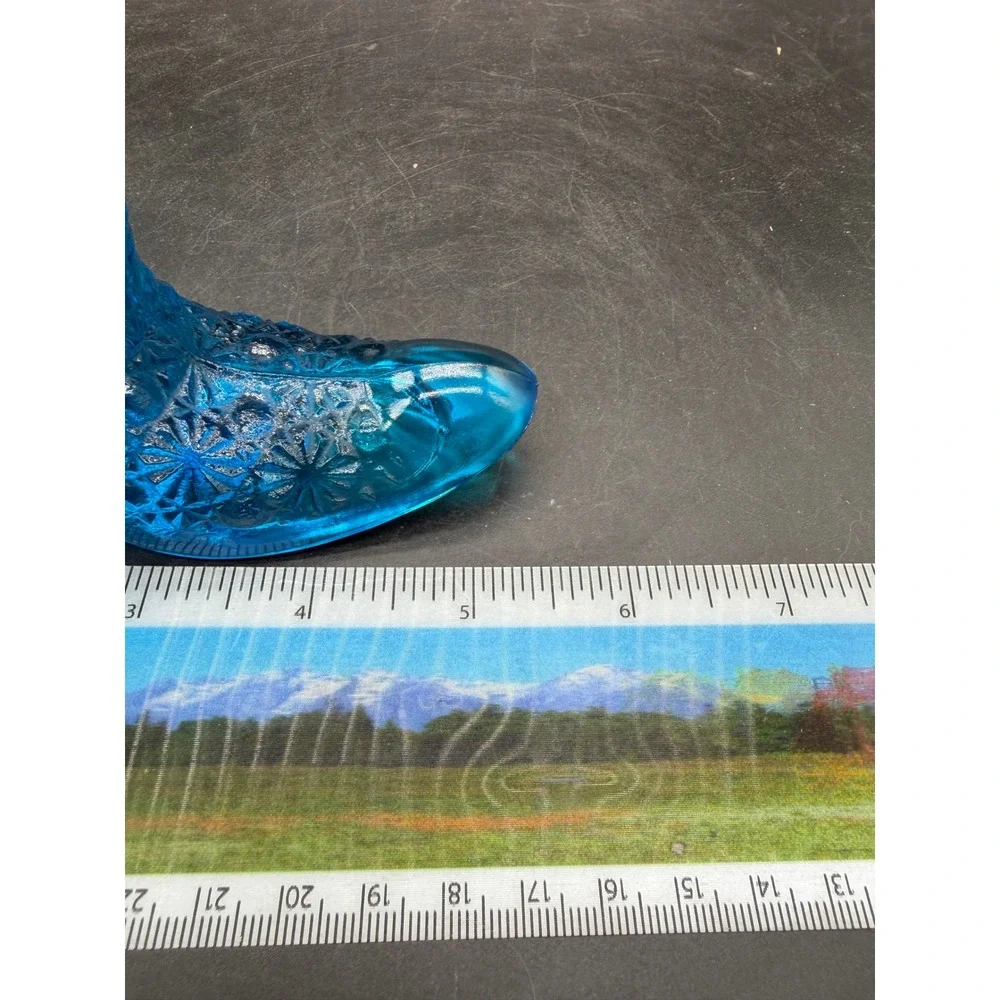 Vintage Blue Glass Slipper Daisy and Button Pattern Shoe Figurine‎